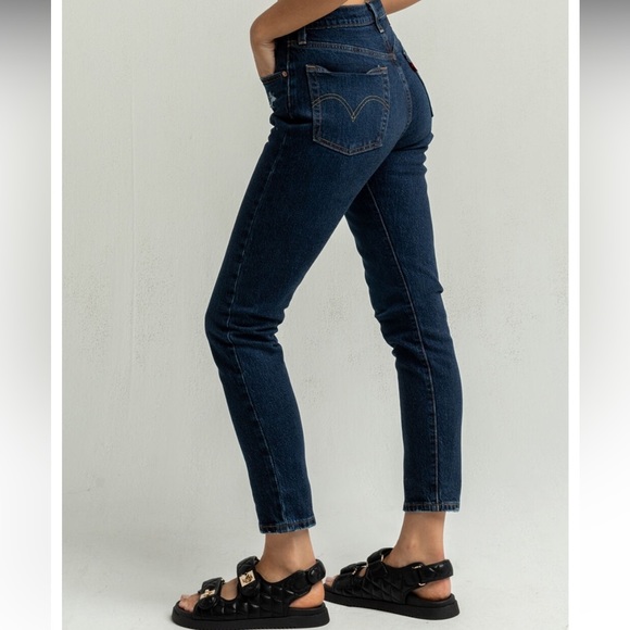 Levi’s 501 Salsa Destiny Dark Wash Button Fly Skinny Jeans 26x28 - Picture 11 of 12